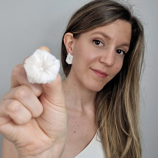 Pendiente tulipán blanco