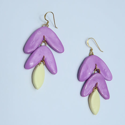 Pendiente lila