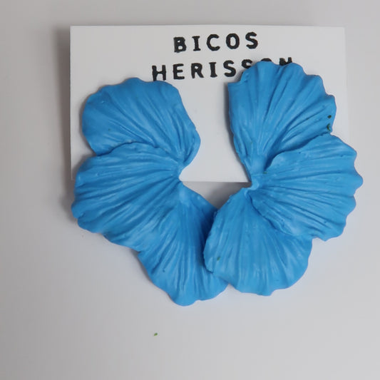 Pendiente pétalos jazmín azul