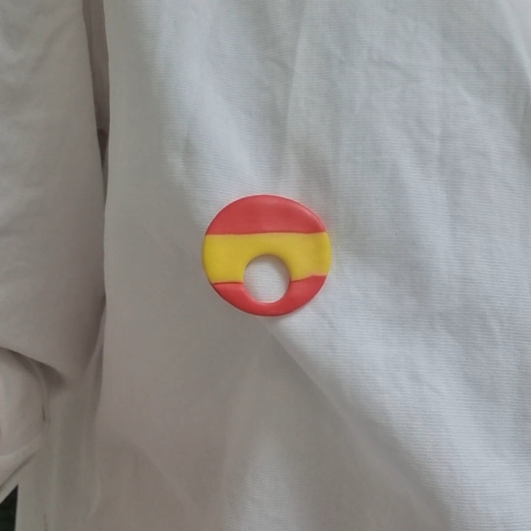 Broche cuelga gafas mundial