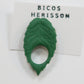 Broche cuelga gafas hoja