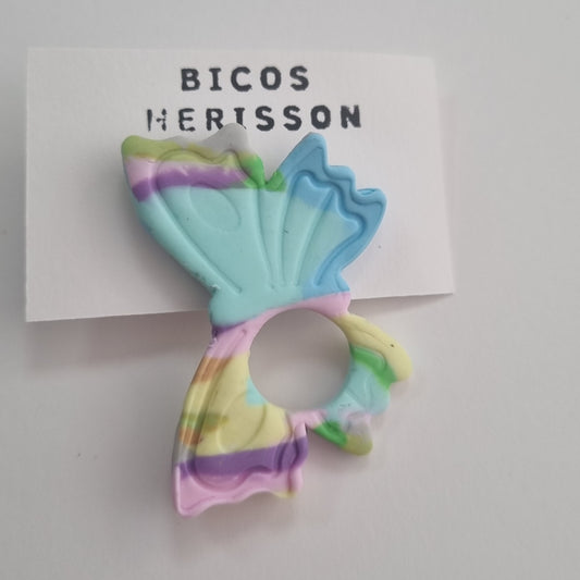 Broche cuelga gafas mariposa