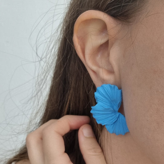 Pendiente pétalos jazmín azul